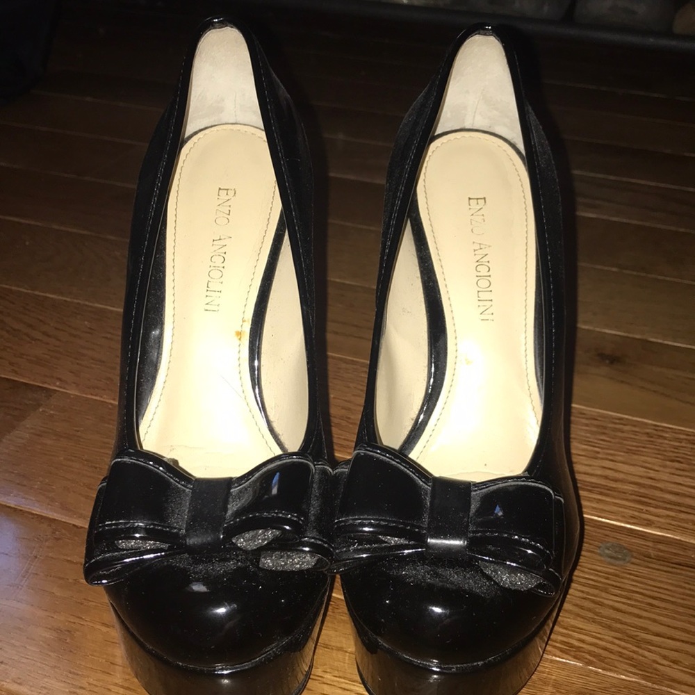 Sz 5.5 Black Pumps with Bows